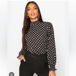 New York And Company Black/white Poka dot blouse